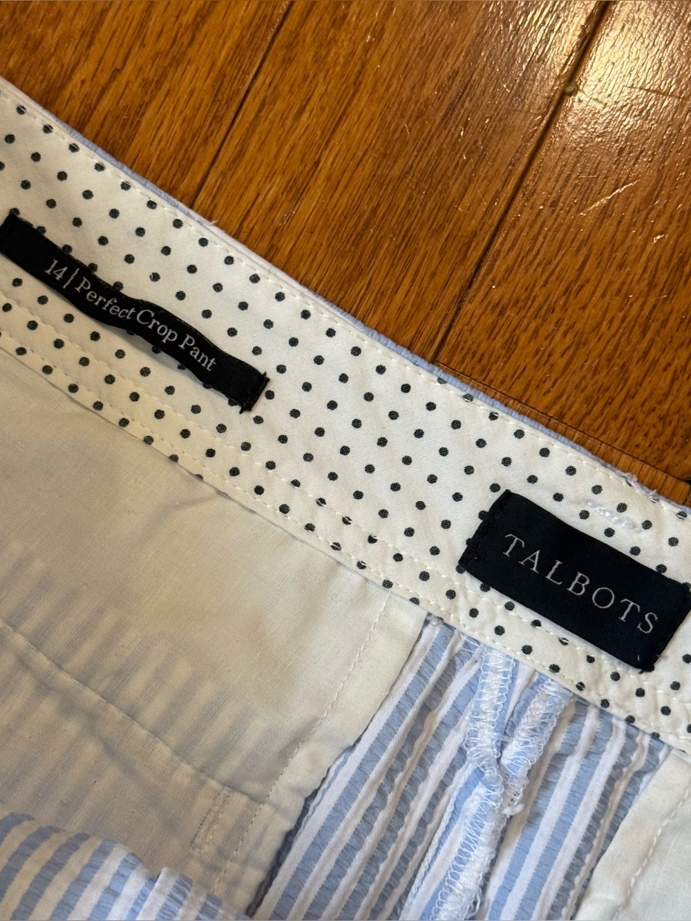 Talbots Women’s 14 Seersucker The Perfect Crop Pants Trousers Cropped Striped - Picture 3 of 9
